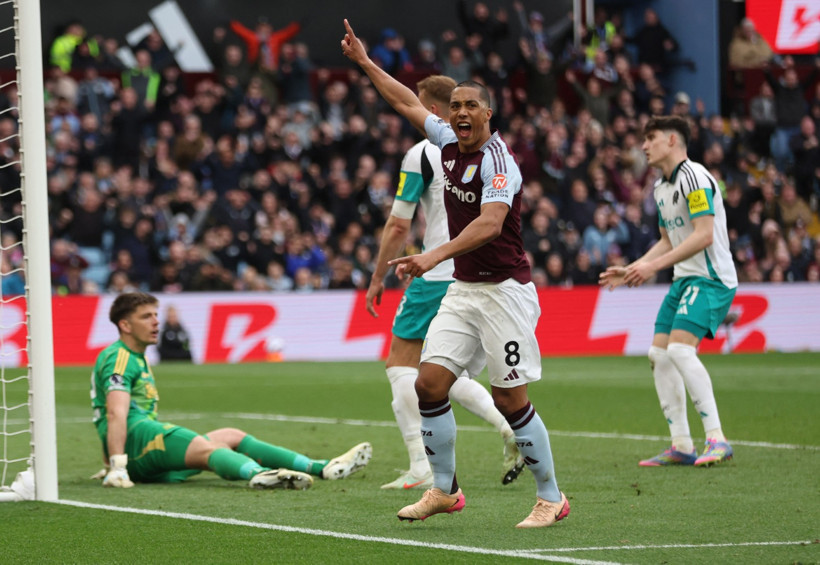 Aston Villa, Newcastle United'a gol yağdırdı: Avrupa yolunda dev galibiyet - Resim : 1