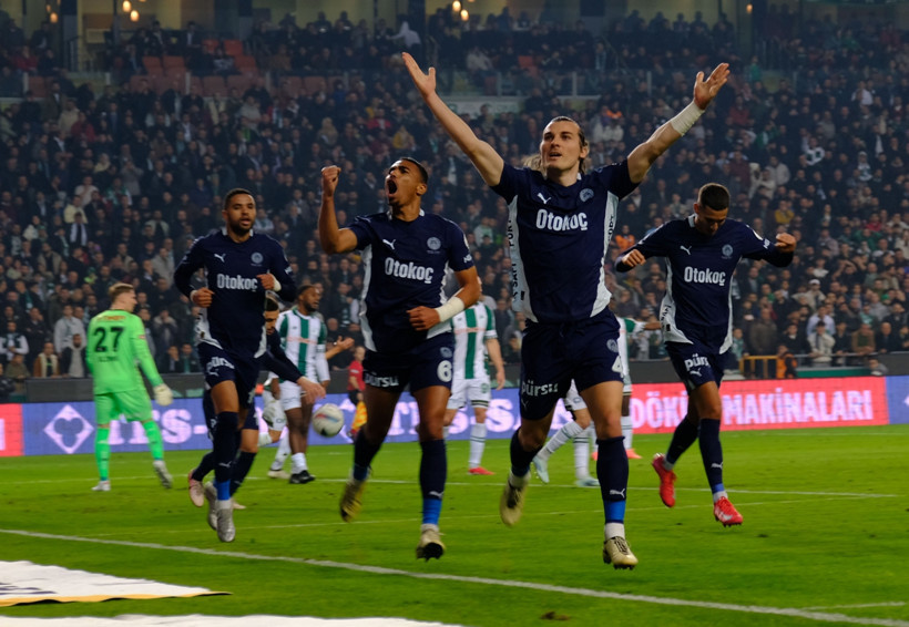 Konya'daki düellonun galibi Fenerbahçe: Beş gollü müthiş maç - Resim : 1