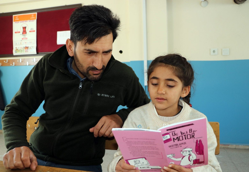 Tek öğrencili okulda sömestr tatili: Hasret, karnesini erken aldı - Resim: 7