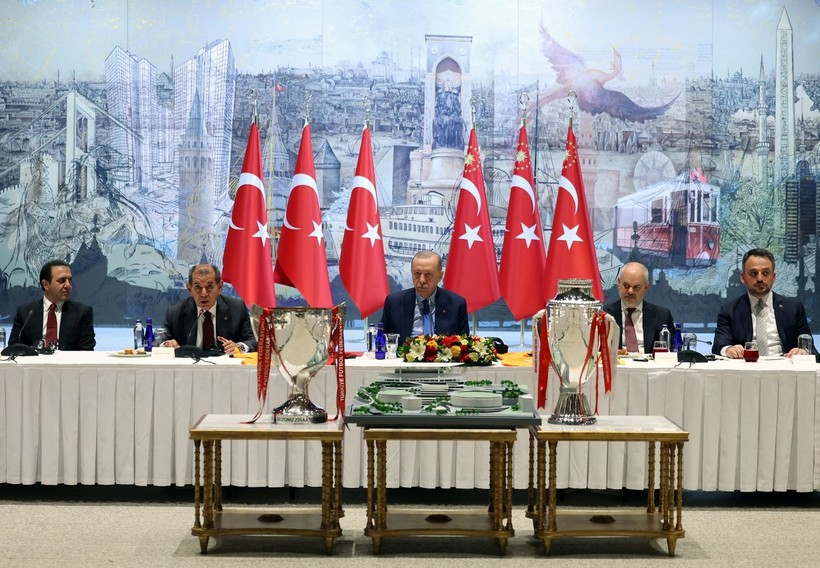 Osimhen'den Erdoğan'a hediye: Dolmabahçe'de buluşma - Resim: 10