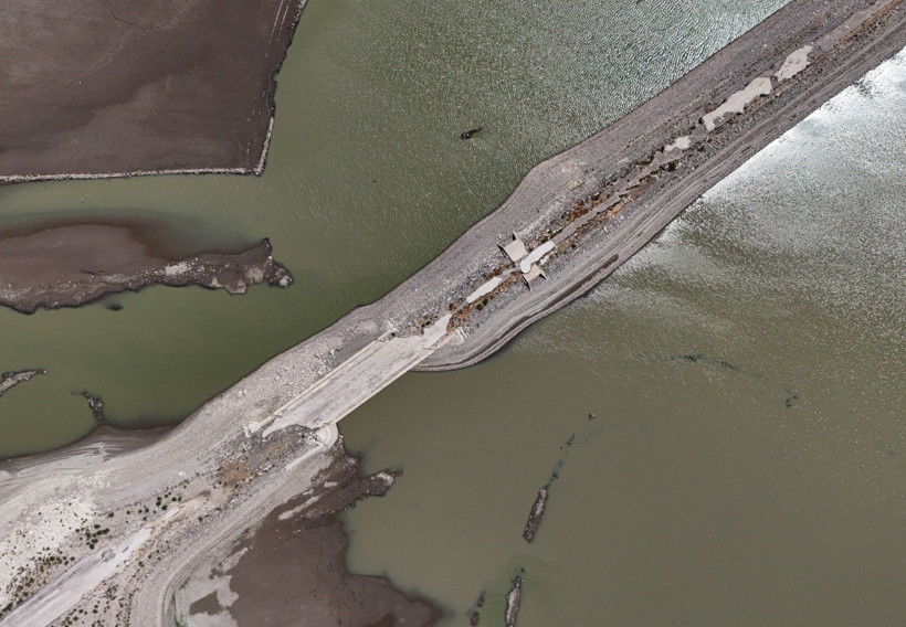 İzmir S.O.S. veriyor: Baraj kurudu, artık yürümek mümkün - Resim: 12