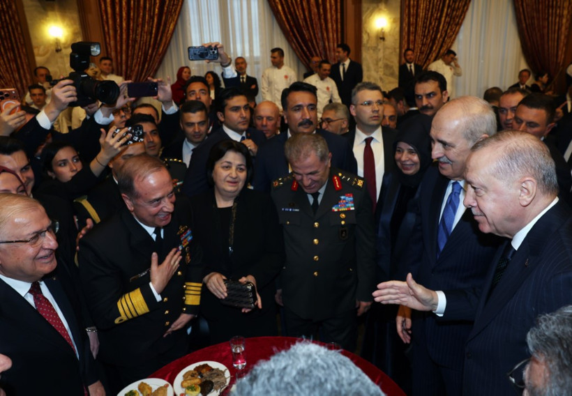 Erdoğan'dan 'Özgür Özel ile görüşmeyi düşünüyor musunuz' sorusuna yanıt - Resim : 4