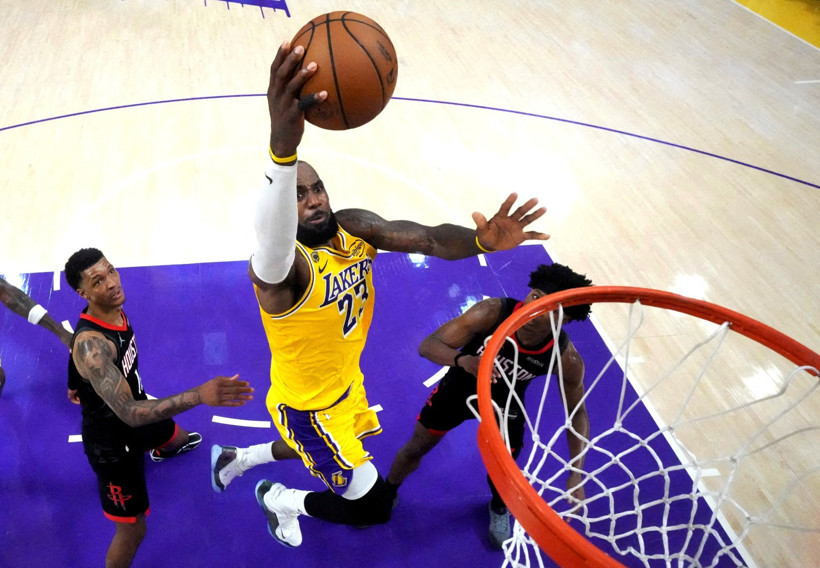 Trump'tan şok LeBron James yorumu: 'Belki de ırkçıdır' - Resim : 1