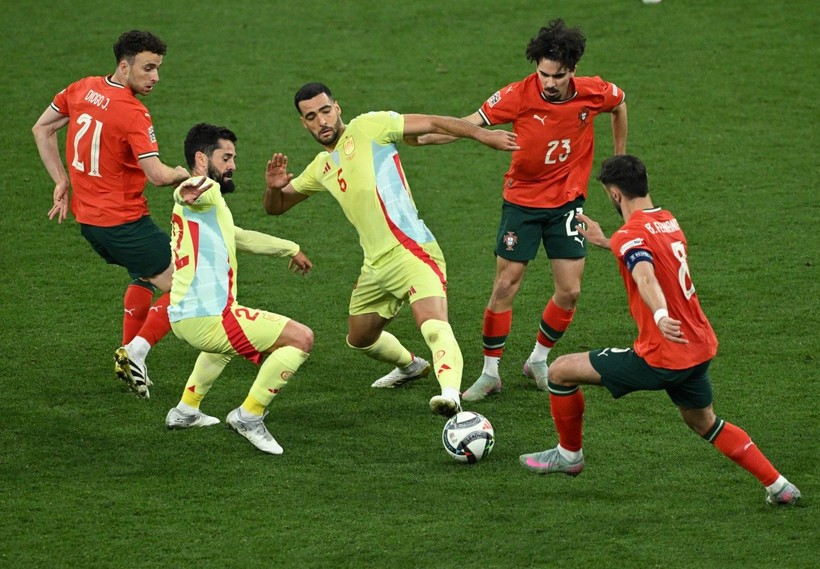 Uluslar Ligi'nde şampiyon belli oldu: 40'lık Ronaldo tarih yazdı, Morata İspanya'yı yaktı - Resim: 15