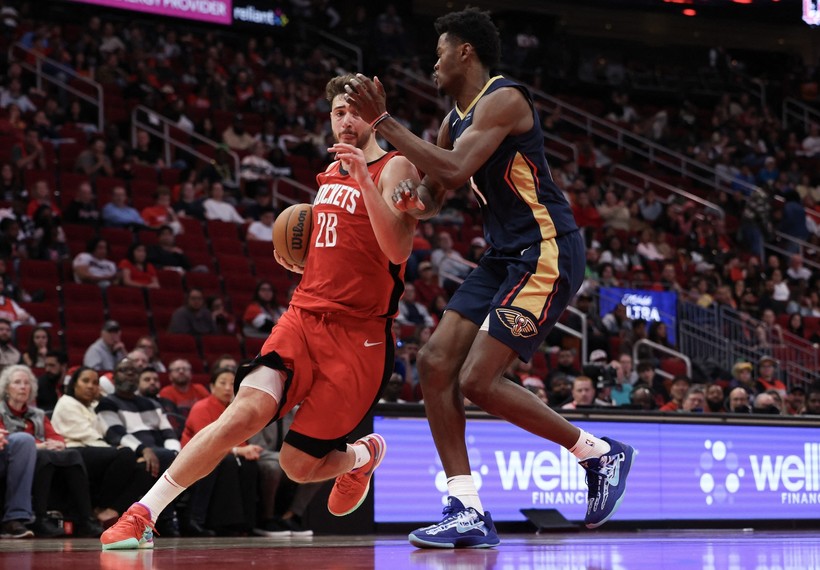 Houston Rockets, Charlotte Hornets'ı devirdi: Alperen Şengün 16 sayı attı - Resim : 1