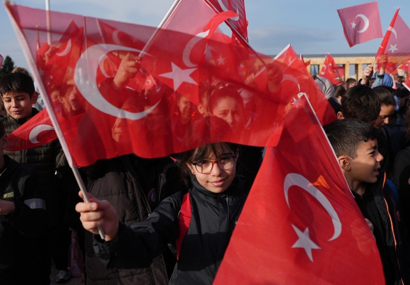 Türkiye 23 Nisan’ı kutluyor: Meydan meydan bayram coşkusu - Resim: 10