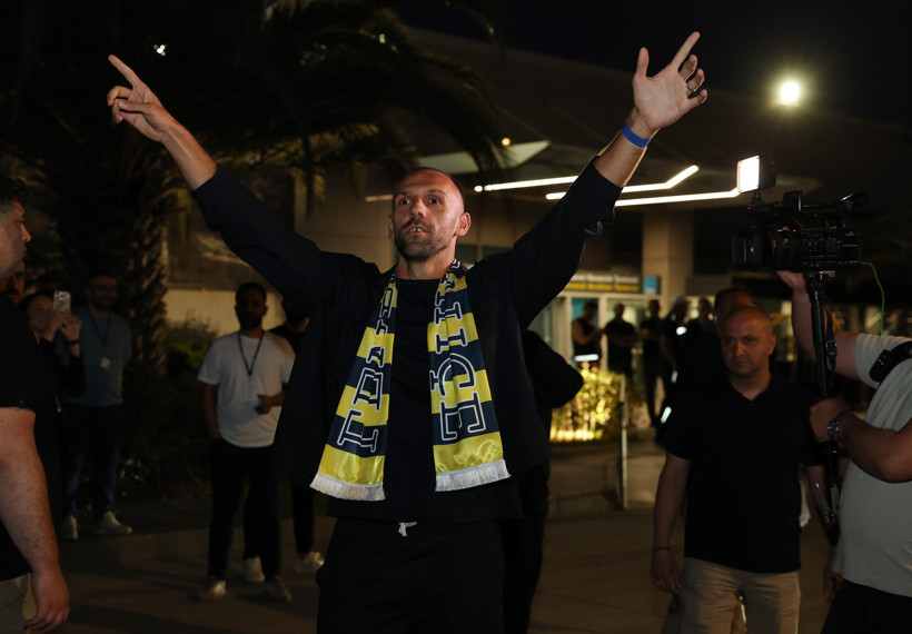 Vedat Muriç, Fenerbahçe için İstanbul’a geldi - Resim : 3