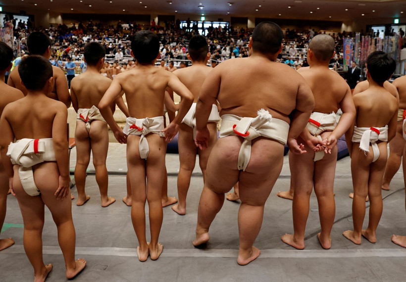 Tokyo'da minik sumocular ringe çıktı: 1500 yıllık geleneği yaşatıyorlar - Resim: 14