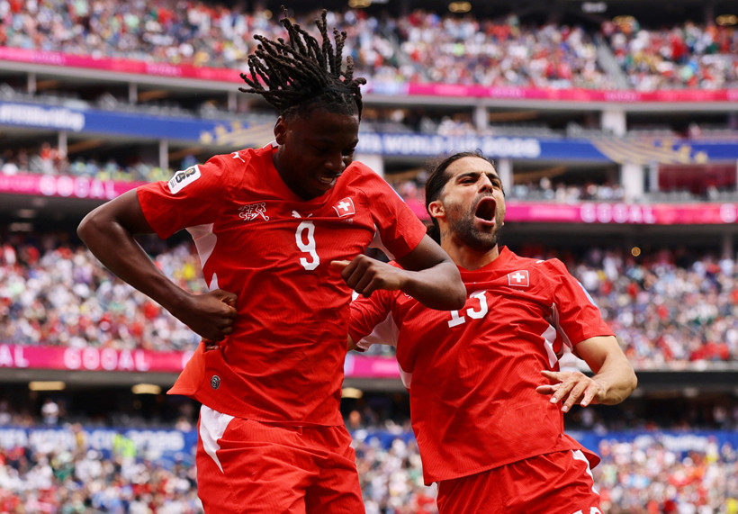 İsviçre 2. yarı coştu: 10 kişilik Bosna'yı farklı geçti: 4-1 - Resim : 1