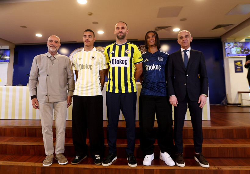 Fenerbahçe, Greenwood, Muriqi ve Ake için imza töreni yaptı - Resim: 1