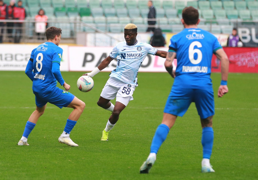 Çaykur Rizespor, Adana Demirspor'u zor da olsa devirdi - Resim : 1