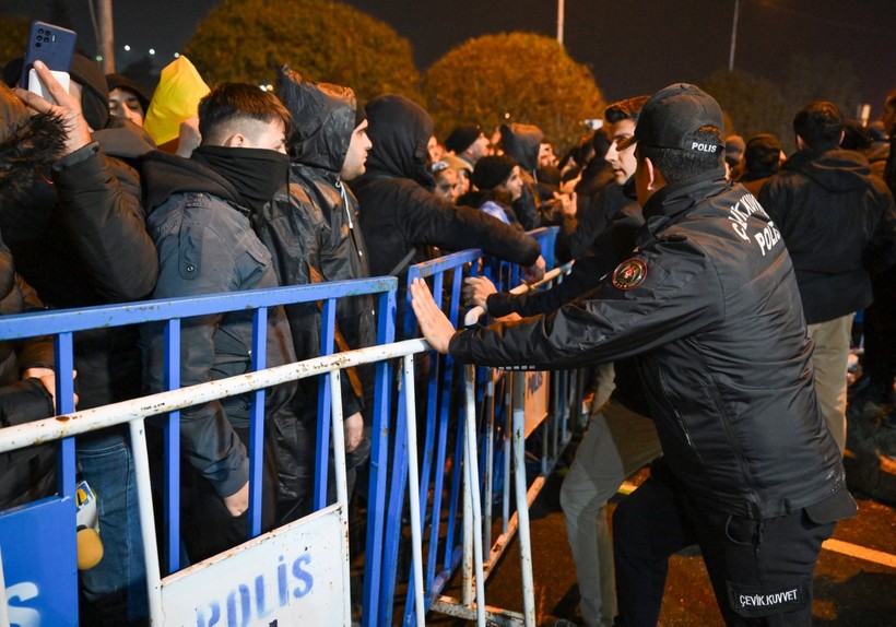 Hatay'da 6 Şubat anmasında depremzedelere gözaltı - Resim : 3