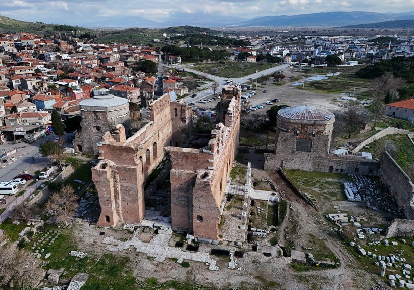 Pergamon'da "Mozaikli Ev" gün yüzüne çıkarılıyor - Resim: 19