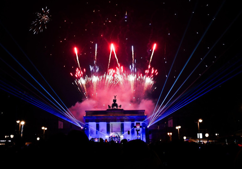 Dünya yeni yıla böyle girdi - Resim: 3