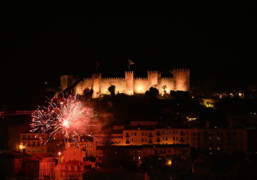 Dünya yeni yıla böyle girdi - Resim: 29