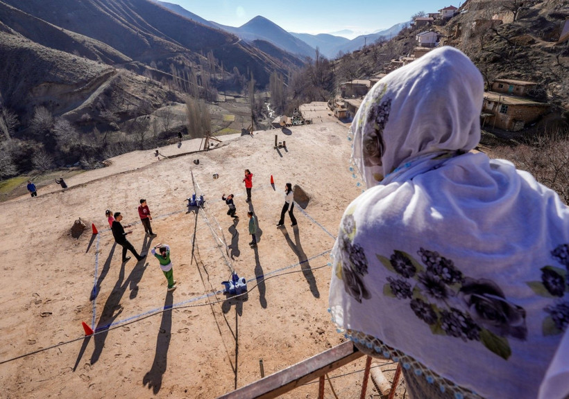 Toprak damları oyun alanına dönüştürdüler - Resim: 4