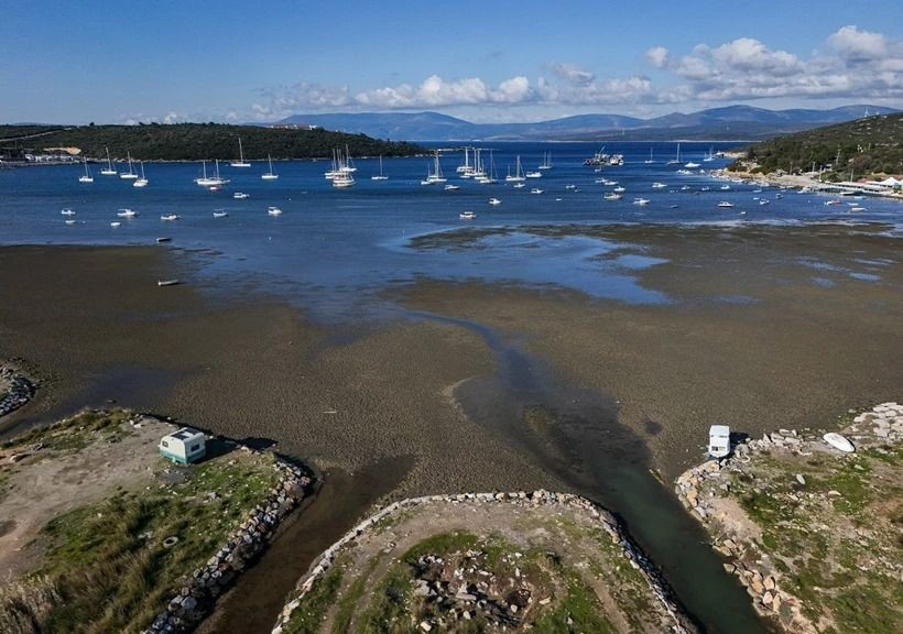 İzmir'in ardından İstanbul’da da deniz çekildi - Resim: 10