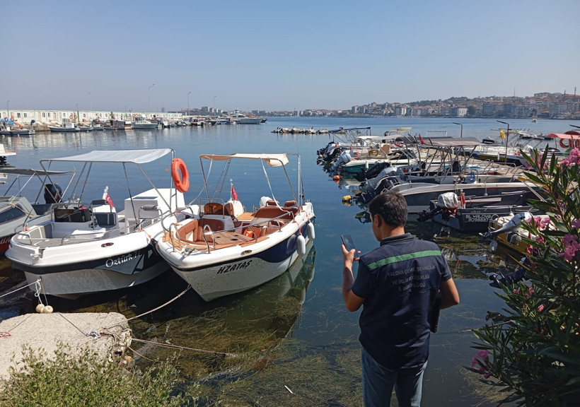 &Ccedil;ınarcık'ta denize girmek yasaklandı - Resim : 1