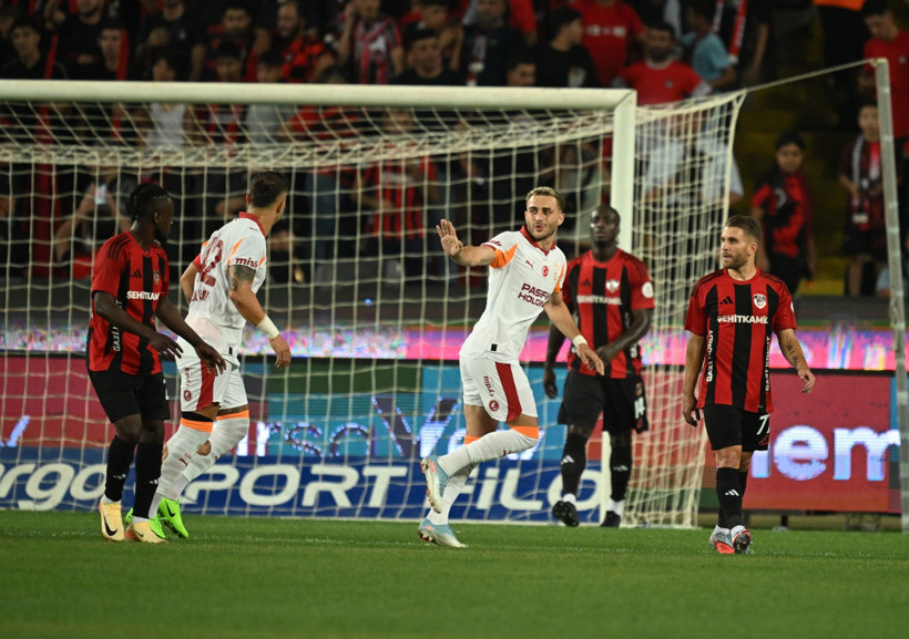 Barış Alper Yılmaz çıkmazda: Talipliler arttı, sorunlar hortladı - Resim : 1