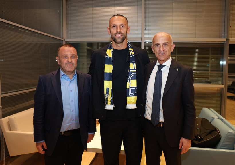 Vedat Muriç, Fenerbahçe için İstanbul’a geldi - Resim : 1