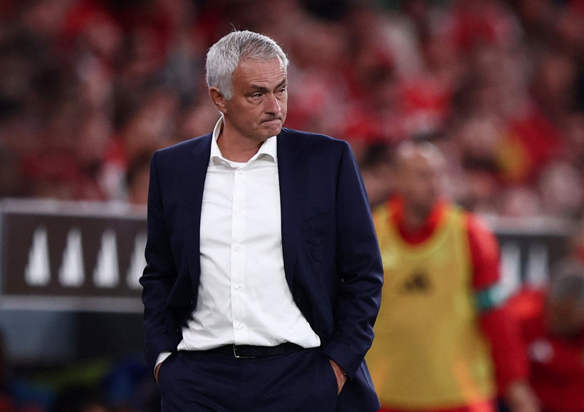 Mourinho Portekiz'de de yaptı yapacağını: Disiplin cezası yolda - Resim : 1