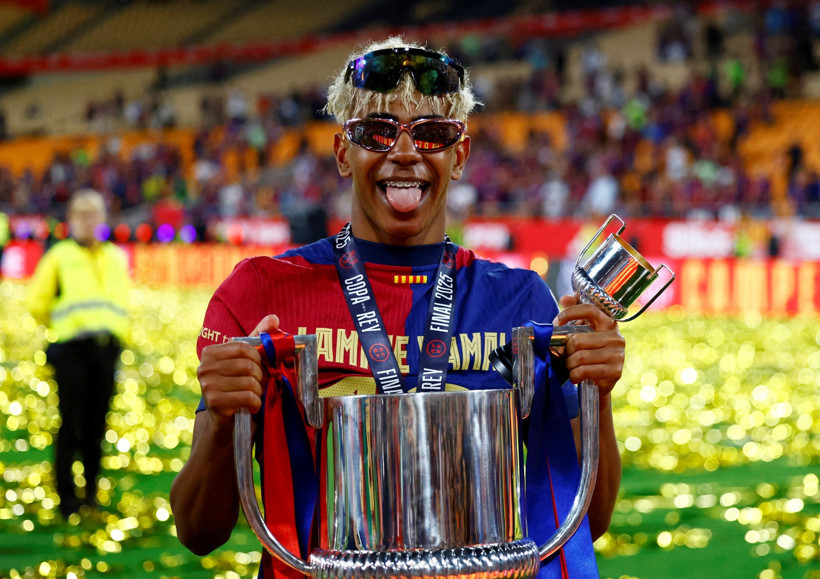 Pique'den sonra Rakitic de Lamine Yamal'a sardı: '11'e giremezdi!' - Resim : 1