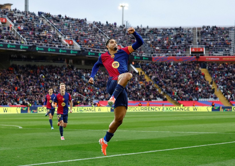 Real Sociedad 'Barça'landı! Barcelona, 4 golle liderlik koltuğuna oturdu - Resim : 4