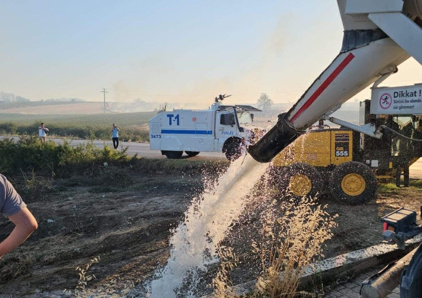 Edirne'de yangın kâbusu: Sınıra giden yol bir süre kapalı kaldı - Resim: 33