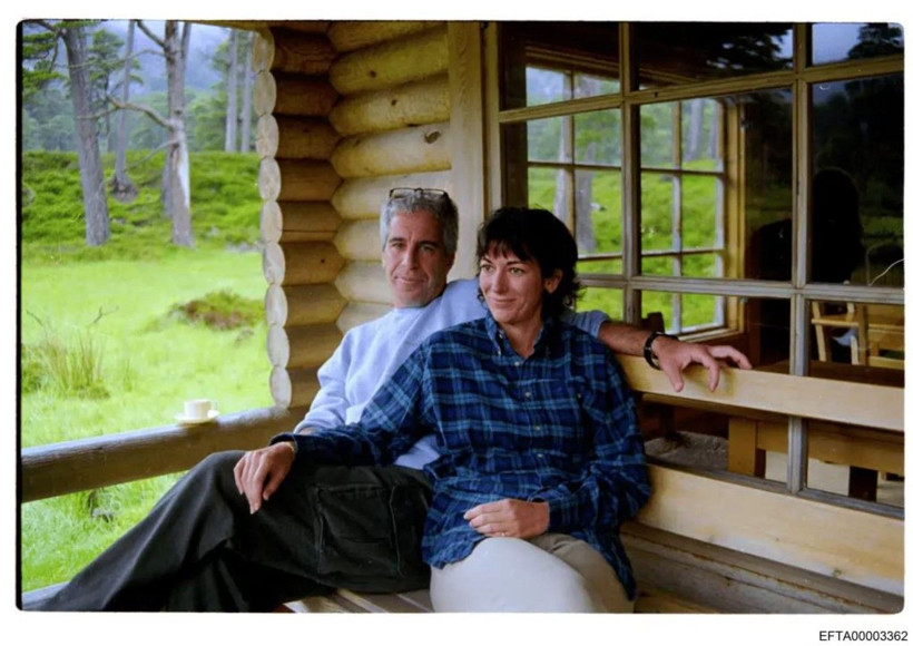 Tutuklanmadan günler önce satın almaya çalışmıştı: Sarayın içi görüntülendi - Resim: 2