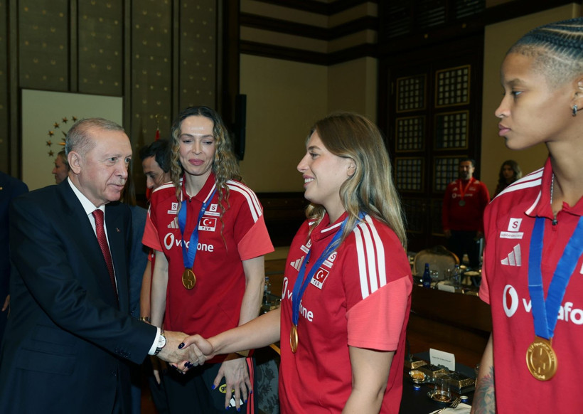 'Sultanlar', Saray'da: Tam kadro Erdoğan ziyareti - Resim: 8