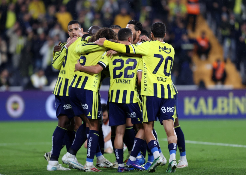 Fenerbahçe 6 attı 3'ü sayıldı. Derbi öncesi Galatasaray'a gözdağı verdi - Resim : 1