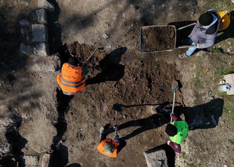 Pergamon'da "Mozaikli Ev" gün yüzüne çıkarılıyor - Resim: 13