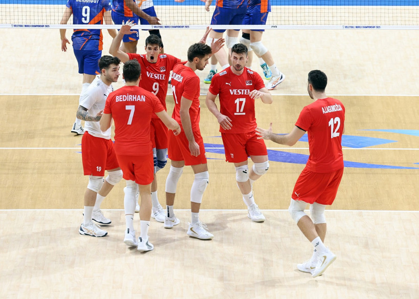 Filenin Efeleri, zoru başarmak istiyor: Rakip dünya 1 numarası Polonya - Resim : 1