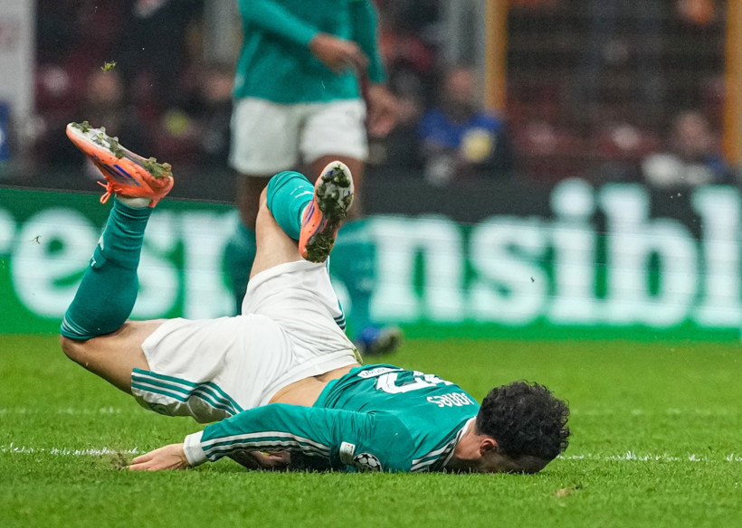 Aslan, Liverpool'u ezip geçti: Penaltı VAR'dan döndü - Resim : 5