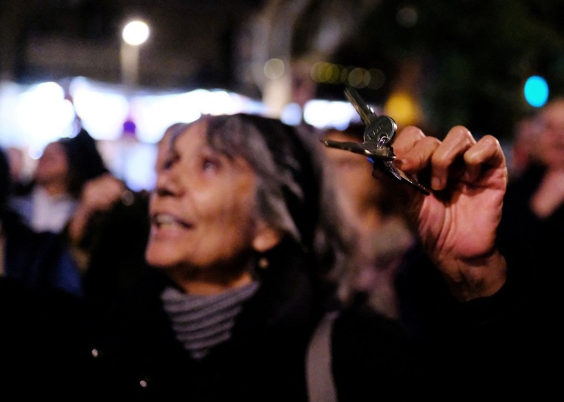 İspanya'da kiracılar sokağa döküldü - Resim: 11