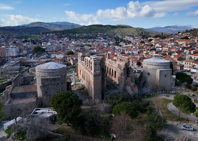 Pergamon'da "Mozaikli Ev" gün yüzüne çıkarılıyor - Resim: 18