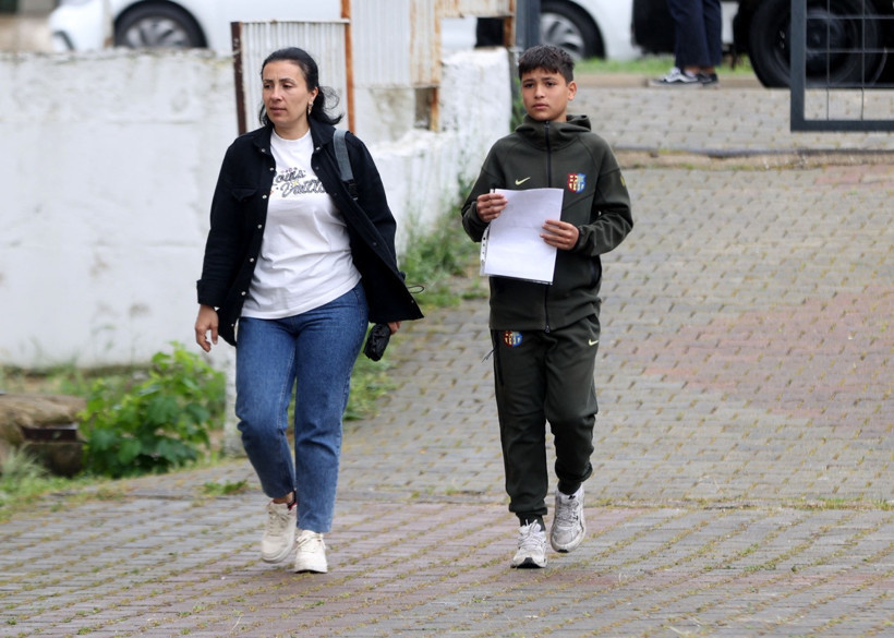 LGS heyecanı başladı! 1 milyondan fazla öğrenci sınavda - Resim : 3