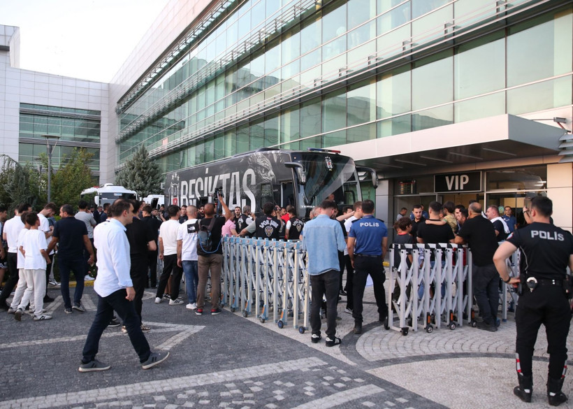 Beşiktaş'a Diyarbakır'da coşkulu karşılama - Resim: 7