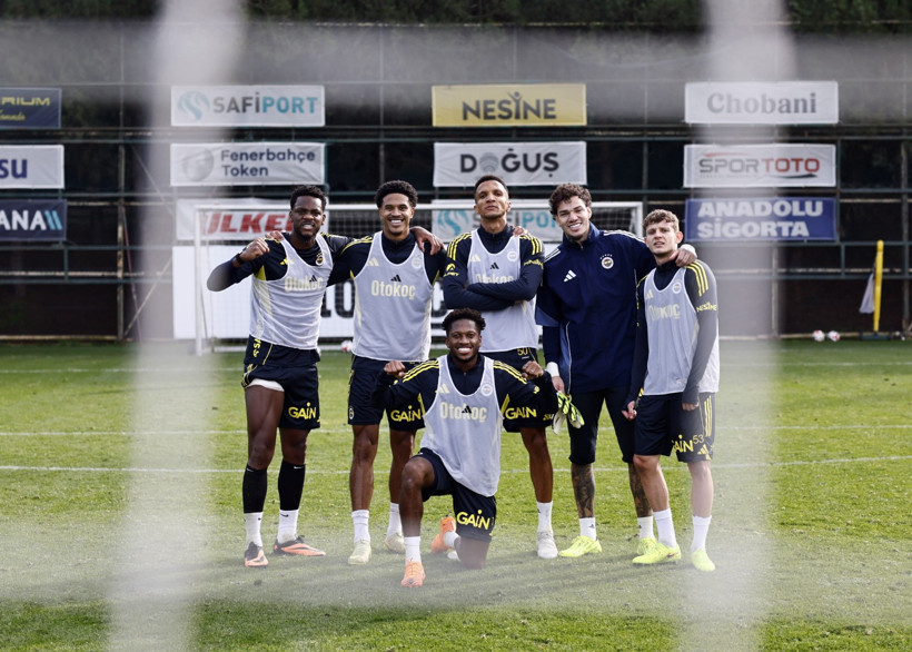 Fenerbahçe'den transfer açıklaması ve Beşiktaş derbisi yorumu - Resim : 1