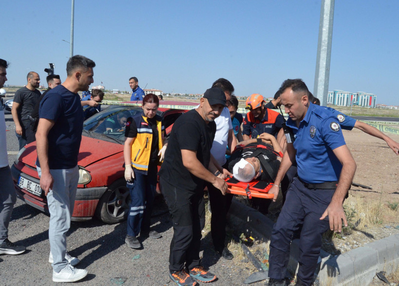 YKS yolunda feci kaza: Anne hayatını kaybetti, 2 oğlu yoğun bakımda - Resim : 2