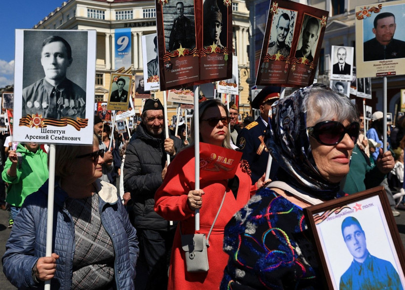 Saldırı tehditleri gölgesinde kutlama: Keskin nişancılar konuşlandı - Resim: 5