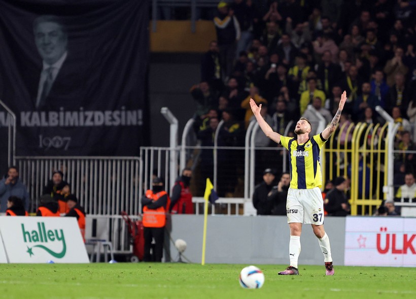 Bu Fenerbahçe'ye kalp dayanmaz - Resim : 2