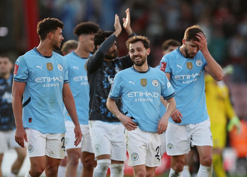 Mertens ve Torreira gidiyor: Manchester City'nin yıldızı geliyor - Resim : 1