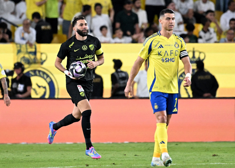 Benzema-Ronaldo derbisinde saha karıştı: Tarihi maçta kavga çıktı! - Resim : 2