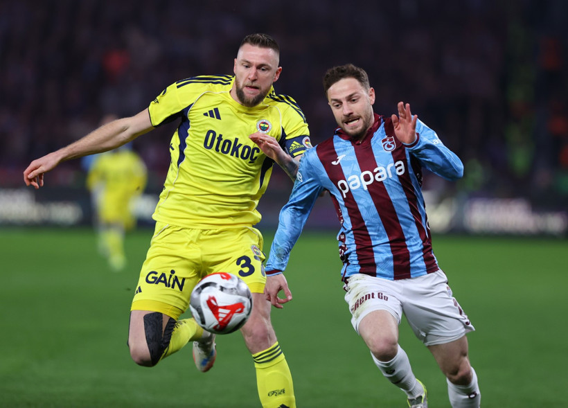 Fenerbahçe, Trabzonspor'a 'TAK'ılmadı: Rotayı zirveye kırdı: 2-3 - Resim : 4