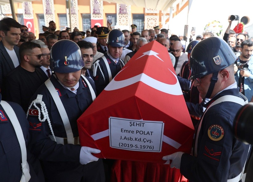 Eğitimde şehit olan astsubaya veda - Resim: 10
