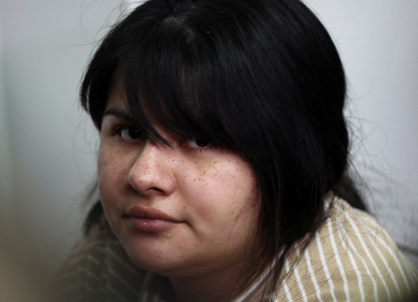 Eski başkana silah çeken saldırgana 10 yıl hapis - Resim : 1