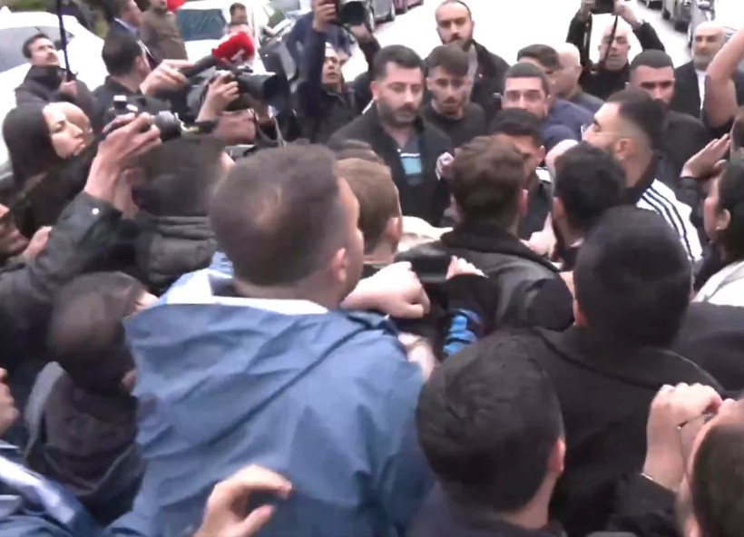 CHP Genel Merkezi’nde hareketlilik: 'Tahliye talebi' iddiası sonrası arbede - Resim : 1