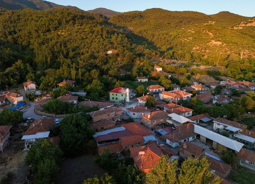 Balıkesir Sındırgı depreminden can yakan kareler - Resim: 27