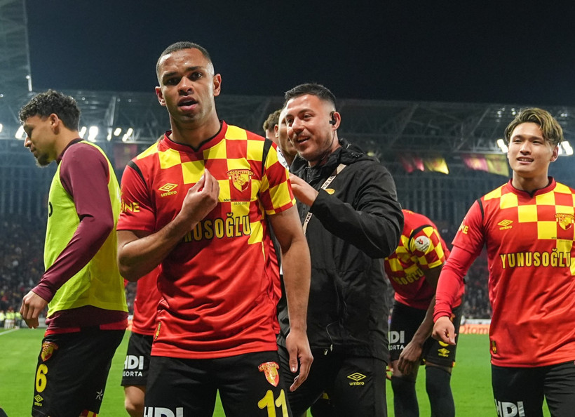 İzmir’de müthiş geri dönüş: Samsun, Göztepe’de puanı son dakikada aldı! - Resim : 1